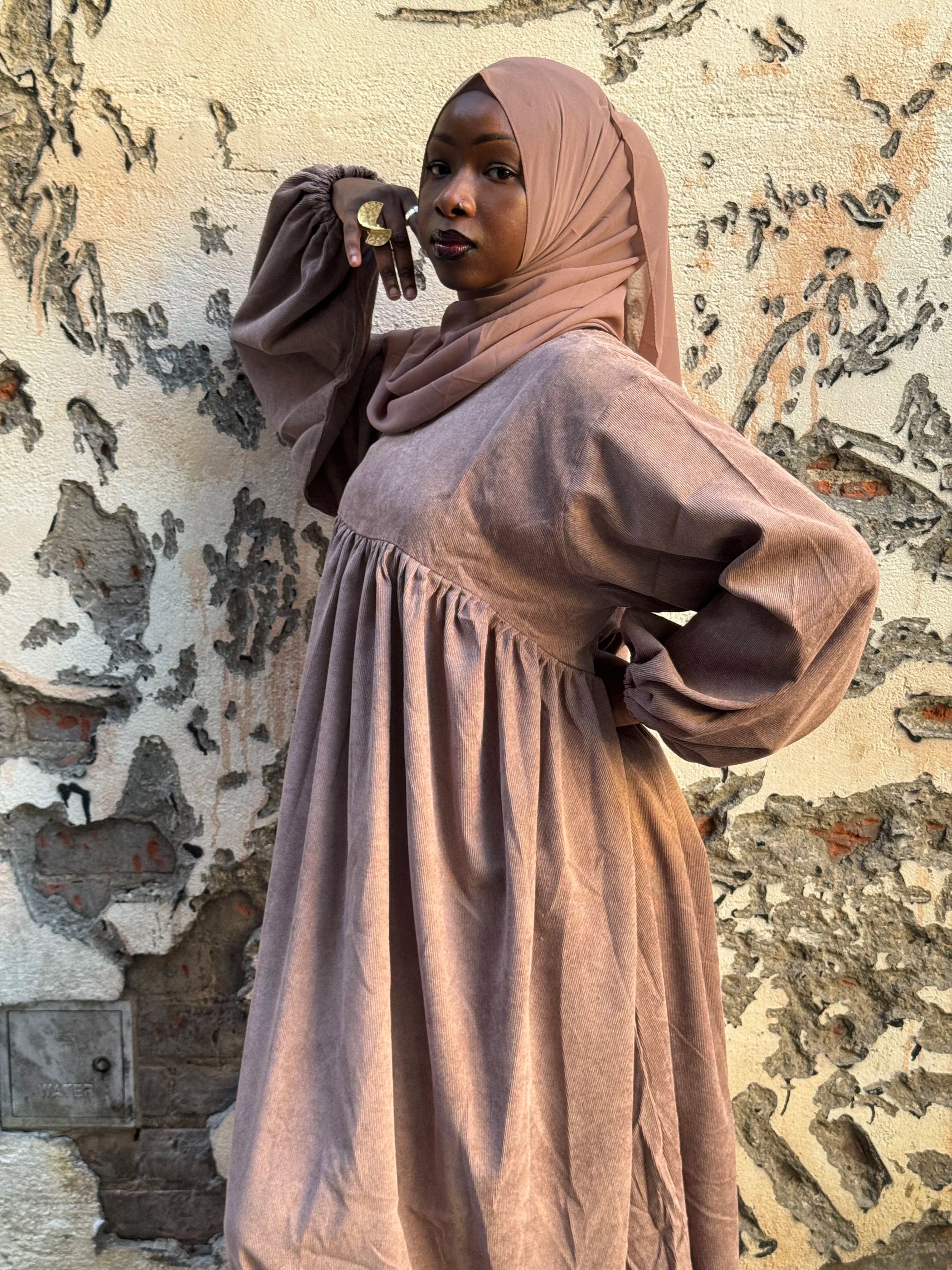 Aicha Dusty Pink Corduroy Abaya