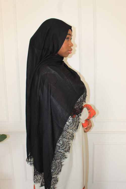 Black Lace Modal